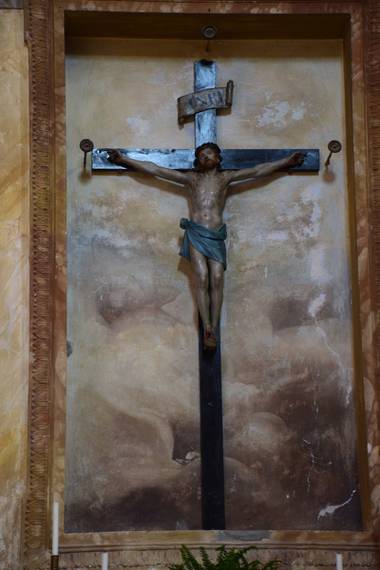 F.32 Crocifisso fine 700.JPG