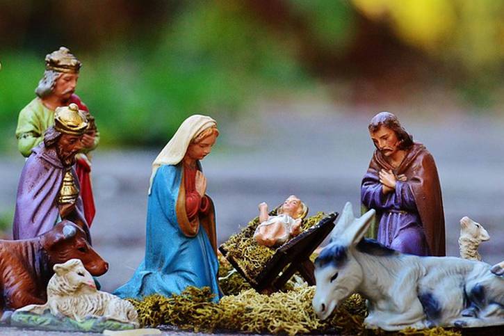 C:\fakepath\christmas-crib-figures-1060026_960_720.jpg